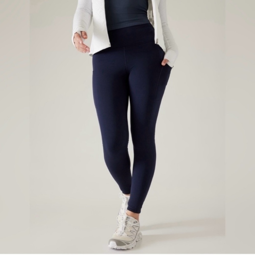 Athleta Altitude Tight Polartec Power Stretch Black Leggings Women’s Size Large